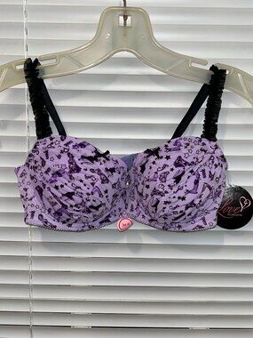 NWT Silk & Satin LOVE bra. Size 36B